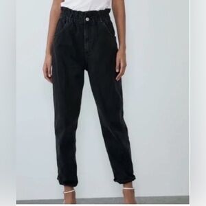 ZARA High Waisted Baggy Paperbag
Black Jeans Size 0